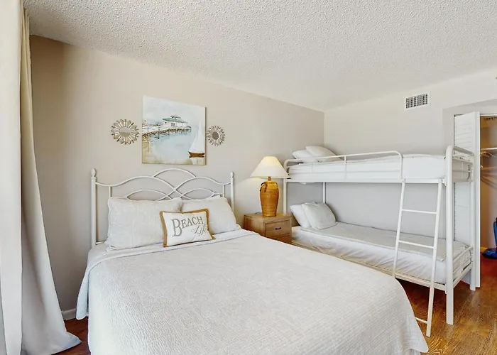 Holiday home Crescent Club Ii 6f